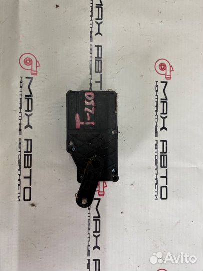 Б/У Сервопривод заслонки печки (моторчик