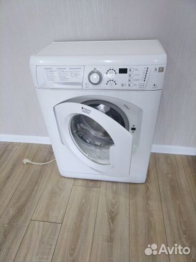 Стиральная машина в хорошем состоянии