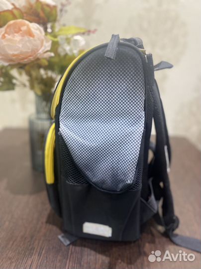 Школьный рюкзак