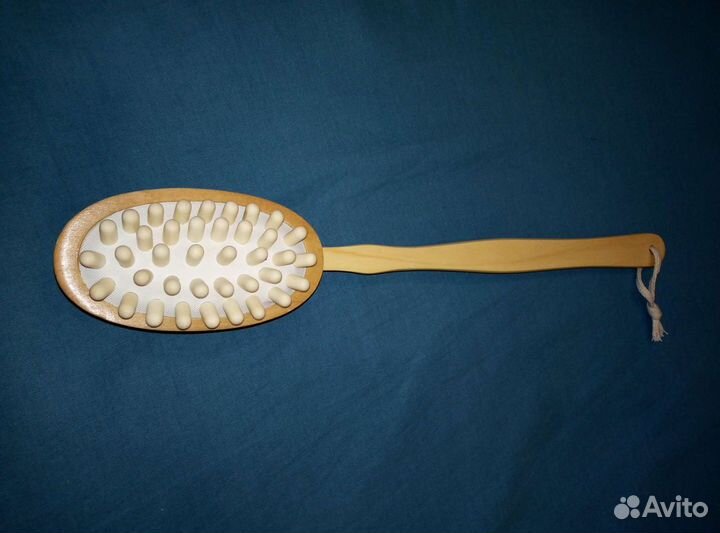 Щётка для антицеллюлитного сухого массажа