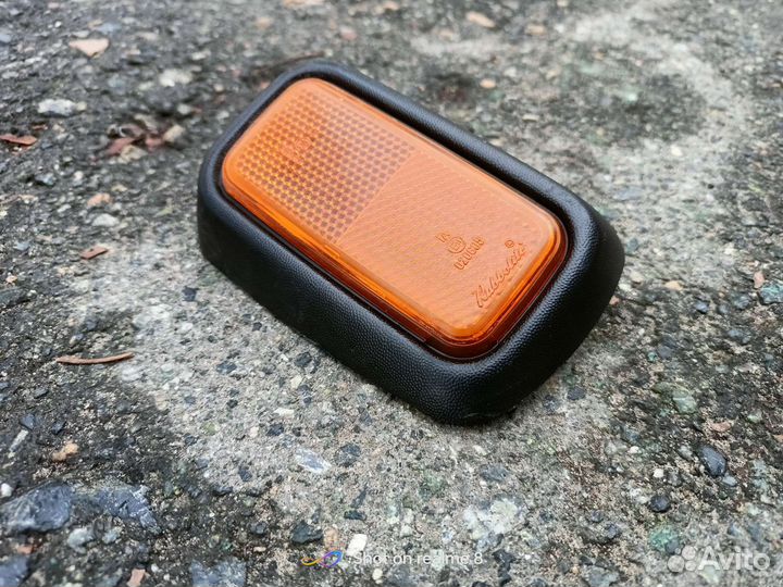 Отражатель в бампер левый Ford Transit