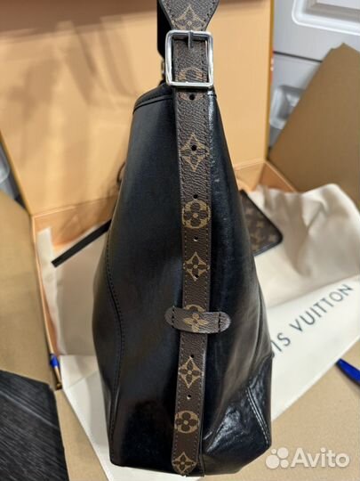 Сумка Louis Vuitton Carry All Dark MM