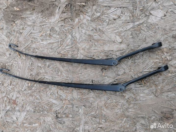 Рычаг щетки Audi A6 C5 C5 AGA 1998