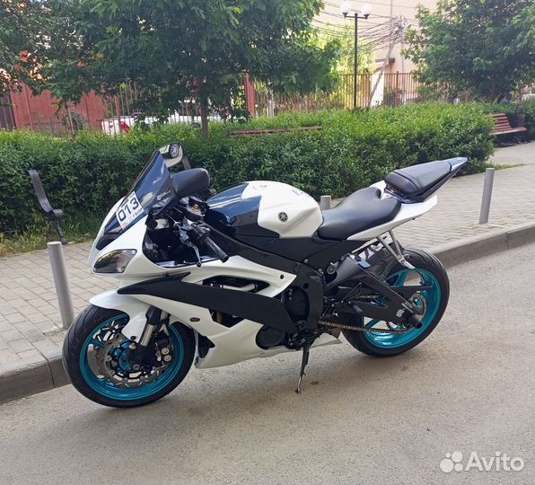 Мотоцикл Yamaha R6