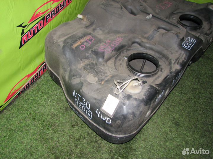 Бензобак nissan NT30, PNT30, T30 X-trail