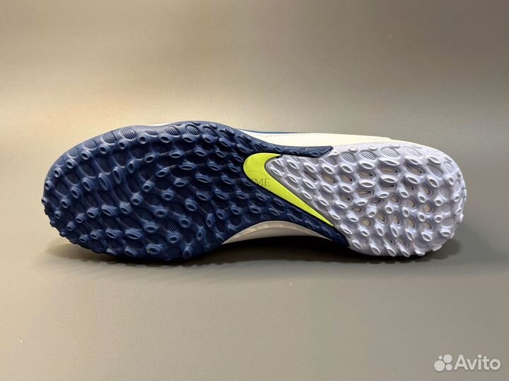 Сороконожки Nike Tiempo Legend 9 n-8075