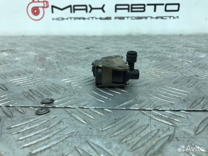 Б/У клапан электромагнитный Nissan Teana J32 2008