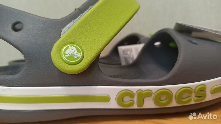 Сандалии crocs J2 новые