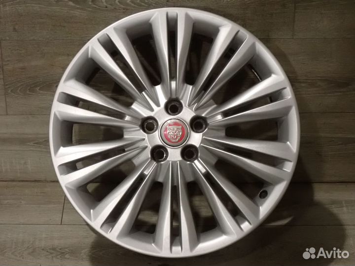 Комплект оригинальных дисков Jaguar XF R19