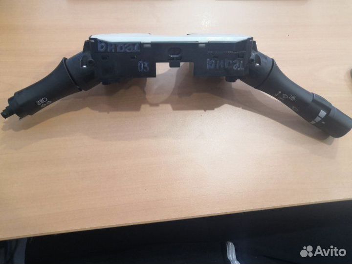 Блок подрулевых переключателей Nissan Teana