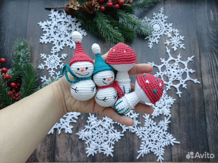 Новогодние игрушки