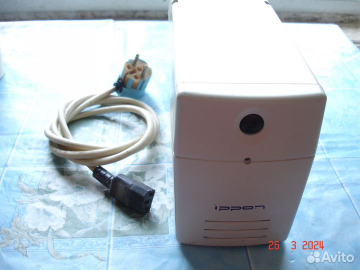 Ippon Back Power Pro 700