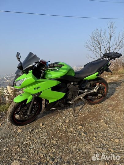 Kawasaki ninja 400 R 2010