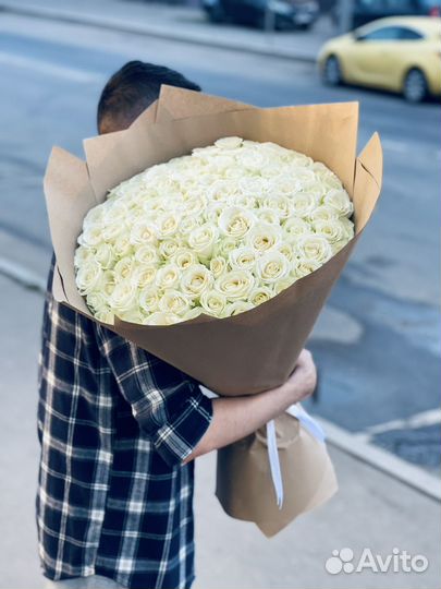 Букеты из 101 розы, 51 розы, 25 роз с доставкой