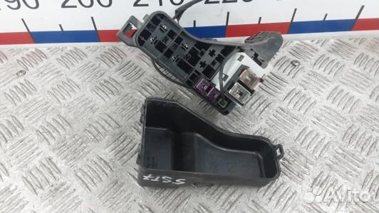 Блок предохранителей toyota avensis T25 (5ST07M102