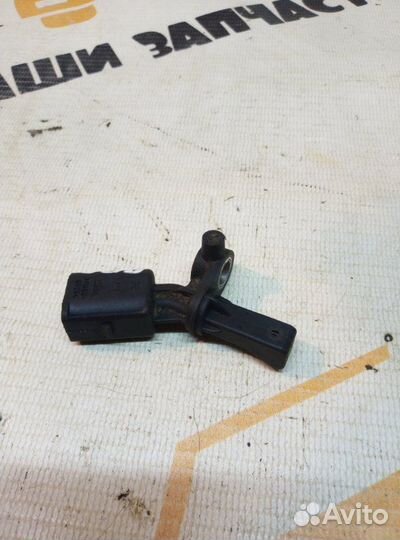 Датчик ABS задний левый Volkswagen Polo 5