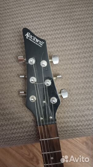 Электрогитара