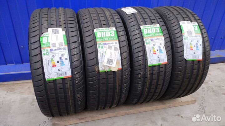 DoubleStar Maximum DH03 225/45 R18