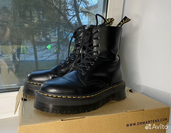 Dr. Martens Jadon 41