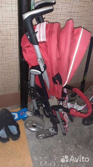 Прогулочная коляска