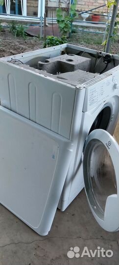 Стиральная машинка б/у Indesit IWC6085B