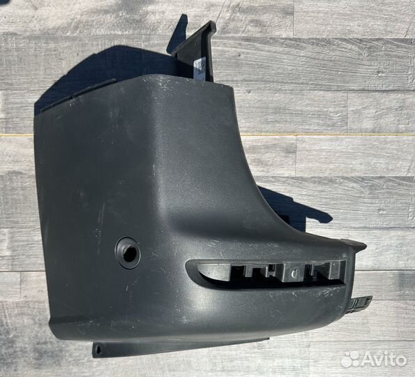 Mercedes sprinter 907 клык заднего бампера