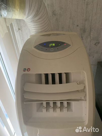 Мобильный кондиционер Magnit