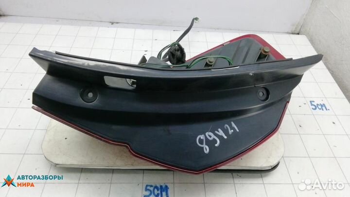 Фонарь задний правый Subaru Outback 3 2005