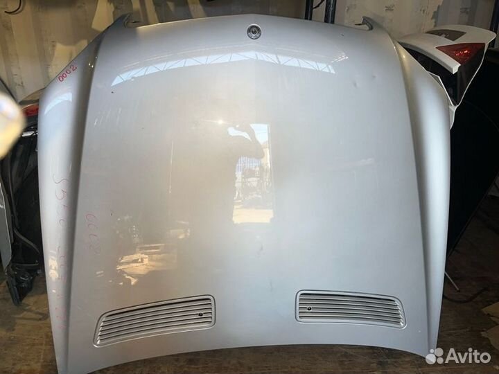 Капот Mercedes-Benz S-Class W221 M273KE55 2007