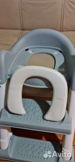 Детское сиденье на унитаз со ступенькой