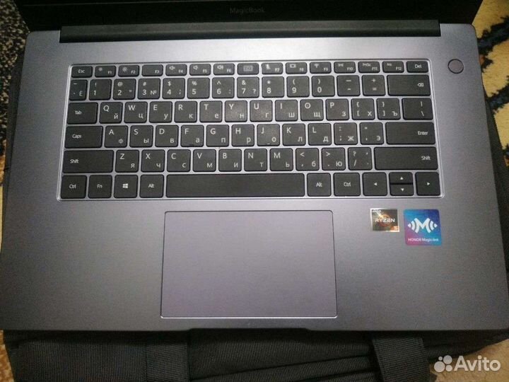Ноутбук Honor magicbook 15