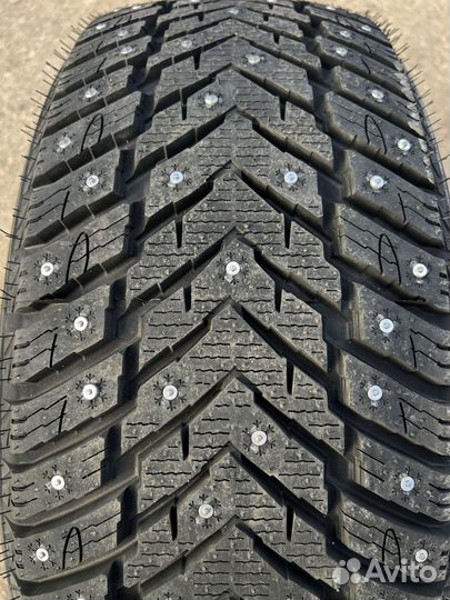 Kapsen IceMax RW516 235/60 R18 135U