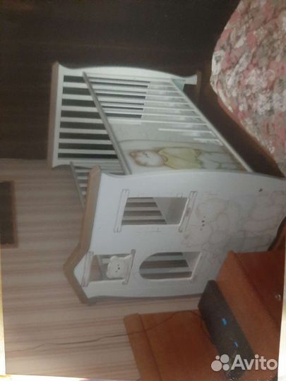 Детская кроватка