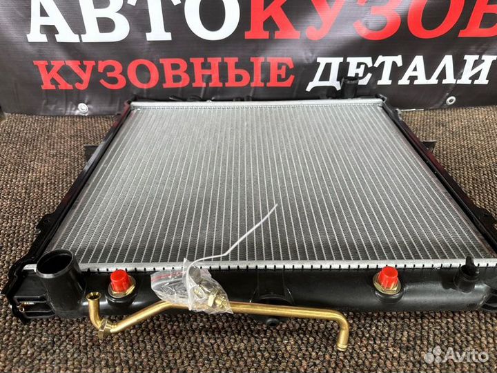 Радиатор охлаждения Kia Sportage 1994-2004