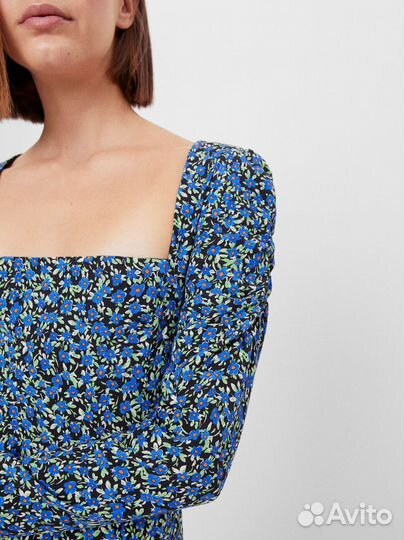 Платье Bershka