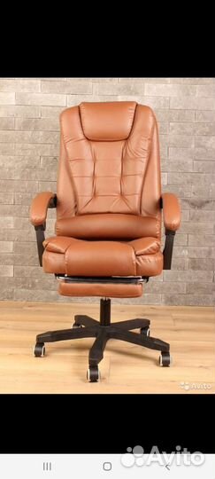 Компьютерное кресло руководителя новая