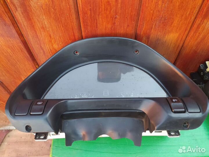 Щиток приборов Субару Легаси BG