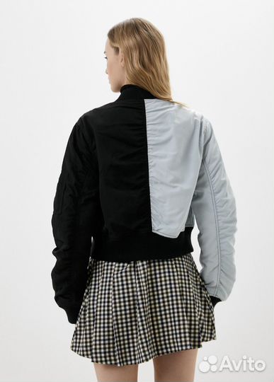 Куртка -бомбер