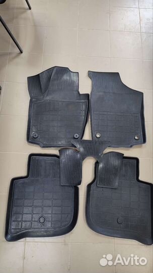 Оригинальные коврики Шкода Рапид