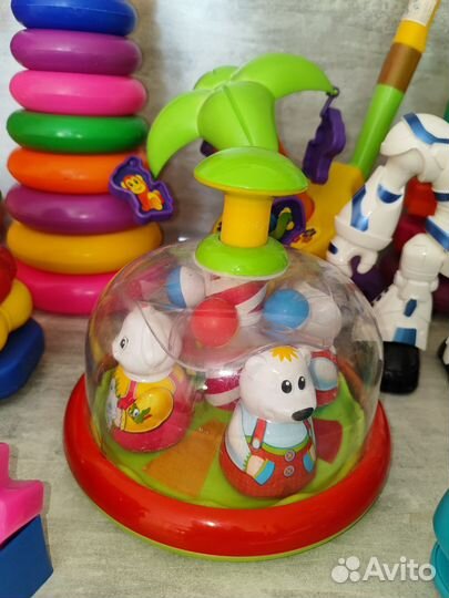 Детские развивающие игрушки