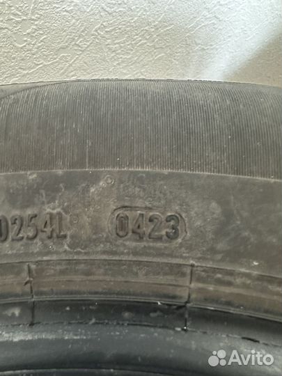 Pirelli Powergy 215/55 R17 98Y