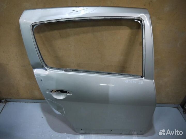 Дверь задняя правая (с дефектом) Renault Sandero