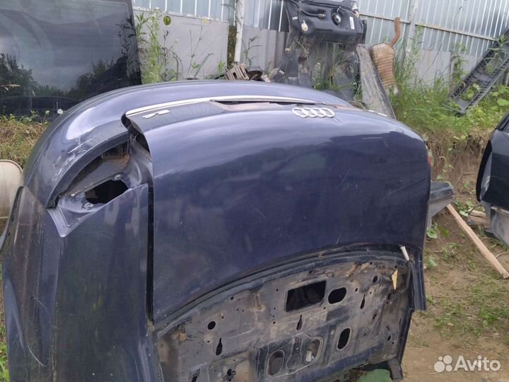 Задняя часть Audi A6 C5 седан