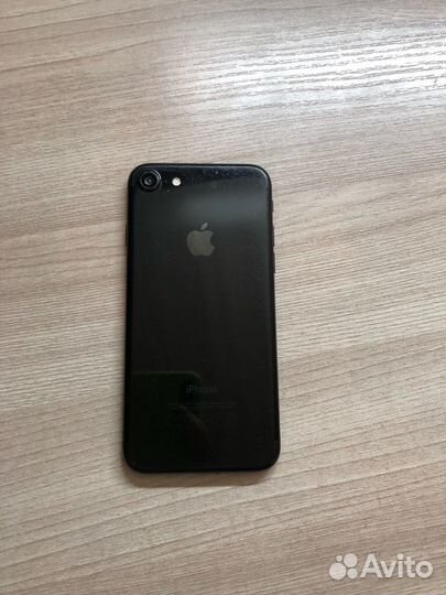 iPhone 7, 128 ГБ