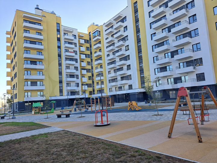2-к. квартира, 52 м², 4/9 эт.