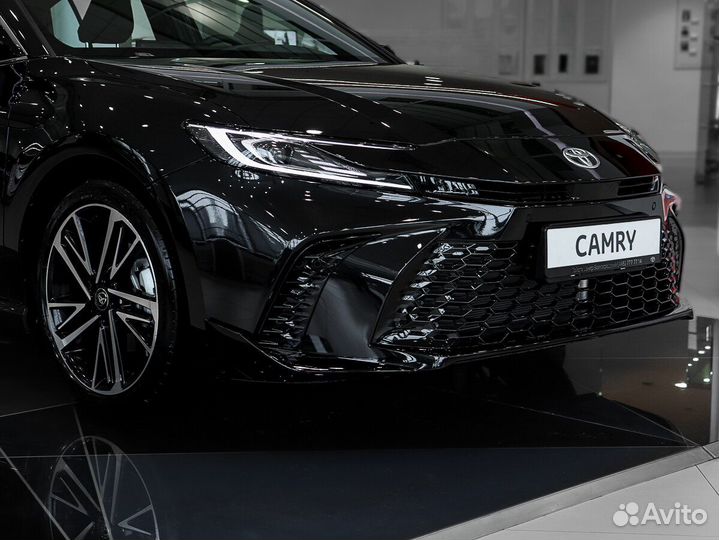 Toyota Camry 2.0 CVT, 2024