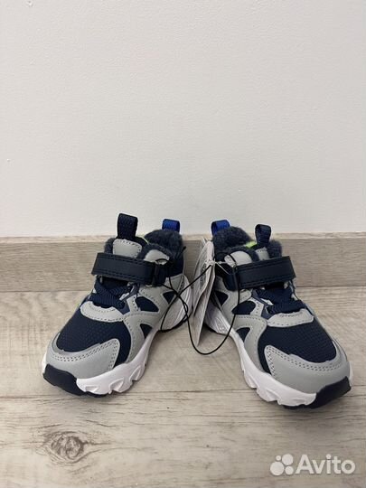 Ботинки 22,23,24,25,26 демисезонные Tombi