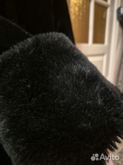 Шуба мутоновая с капюшоном