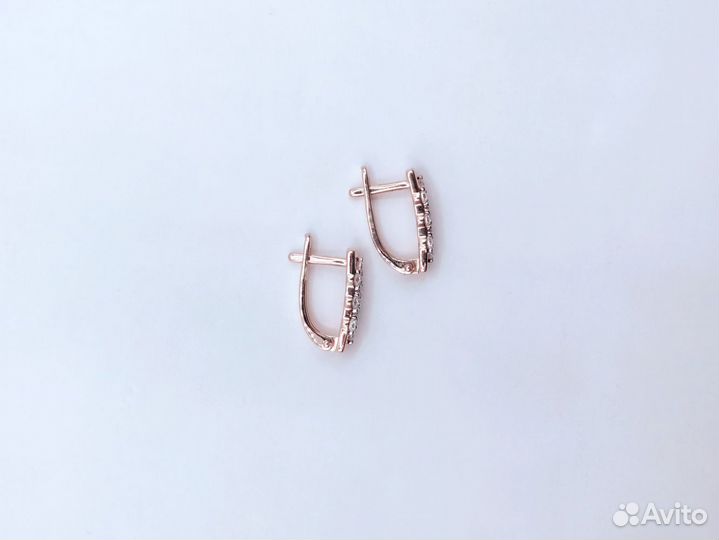 Серьги с фианитами