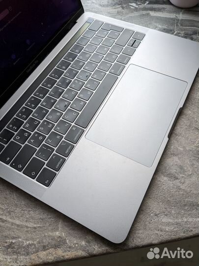 Apple MacBook Pro 13 2019 Touchbar